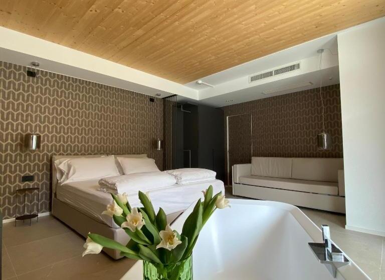 Трехместный Номер Deluxe, Relais Limonaia   Suites & Garden Spa
