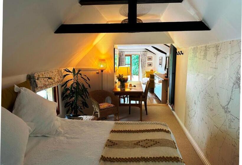 디럭스 룸, Thatchcombe B&b