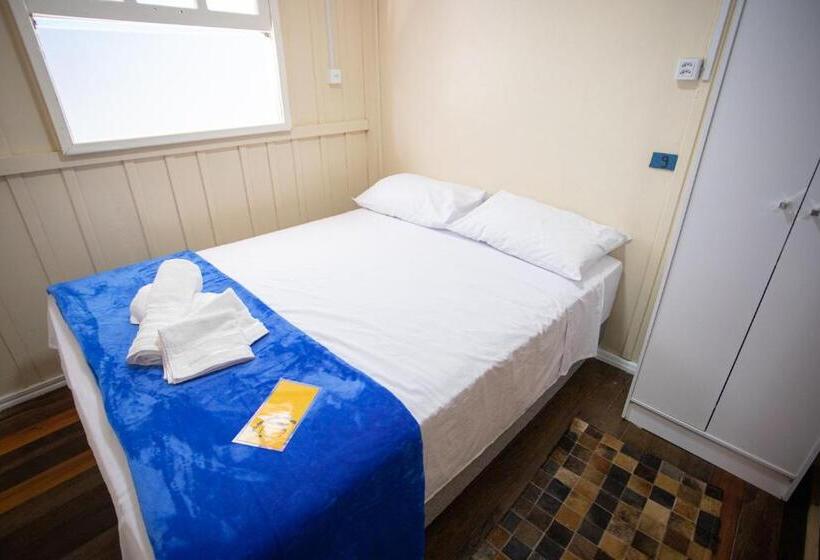 스탠다드 룸 공동 욕실, Hostel Butiá