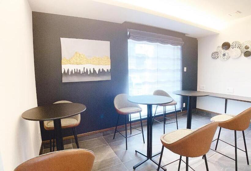 Трехместный Номер Deluxe, Cla Ss Hiroshima Tokaichi