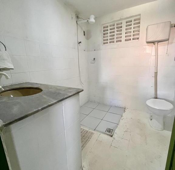جناح مطلّ علي الحديقة, Padang Hostel