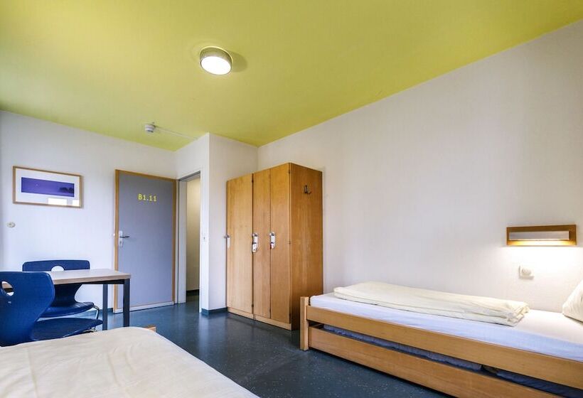 Номер Стандарт Совместная Ванная, Hi Youth Hostel Lindau