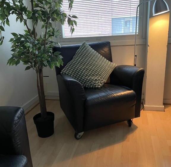 غرفة قياسية رباعية حمام مشترك, Uppsala City Hostel