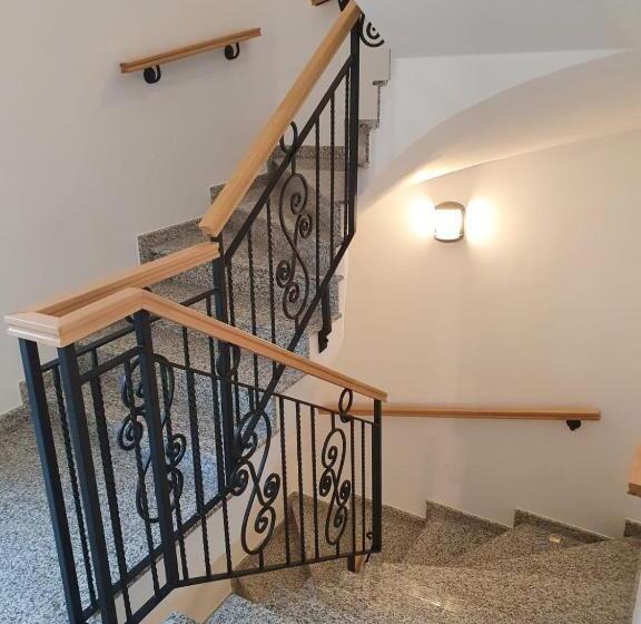 اتاق لوکس, City Rooms