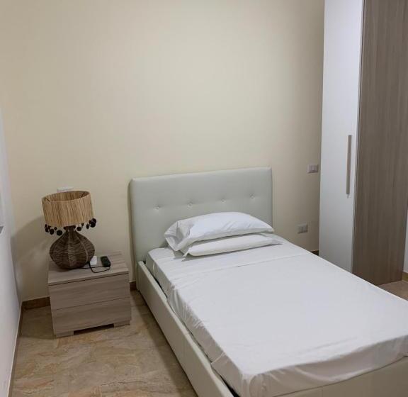 اتاق استاندارد یک نفره, Affittacamere Black&white