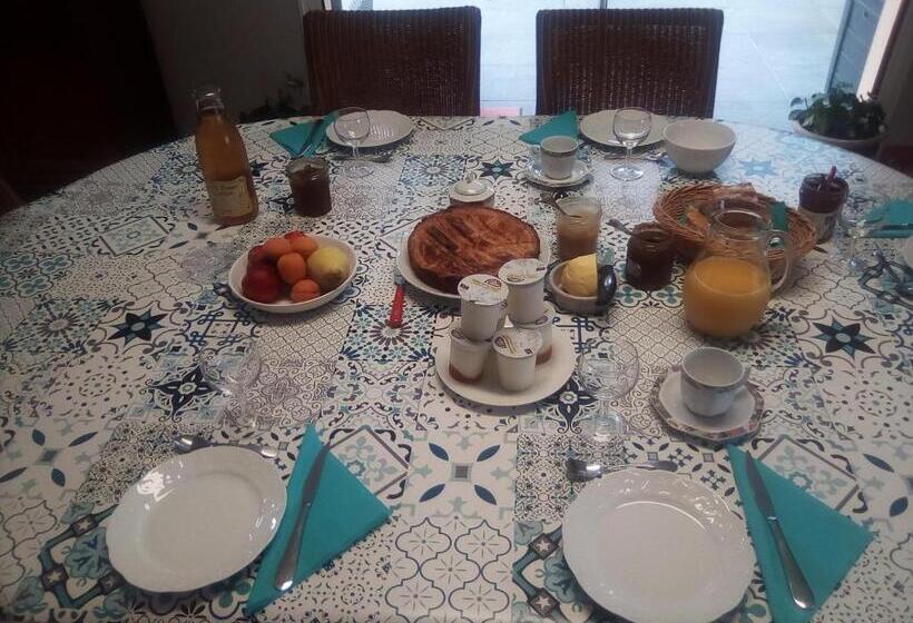 家庭间, Chez Valérie