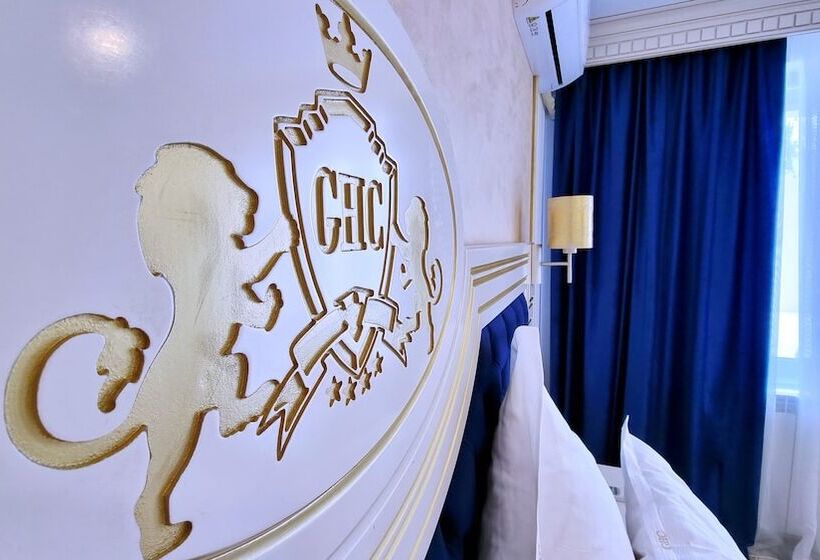 اتاق استاندارد با چشم‌انداز باغ, Grand Hotel Caraiman