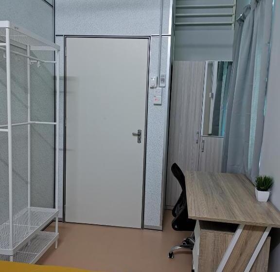 اتاق استاندارد با سرویس بهداشتی مشترک, G Fortune Guest House Victoria Green