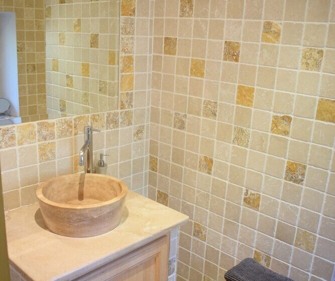 Трехместный Номер Deluxe, La Figuiere Fontaine De Vaucluse