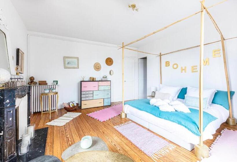 Номер Deluxe, La Villa Lauvray