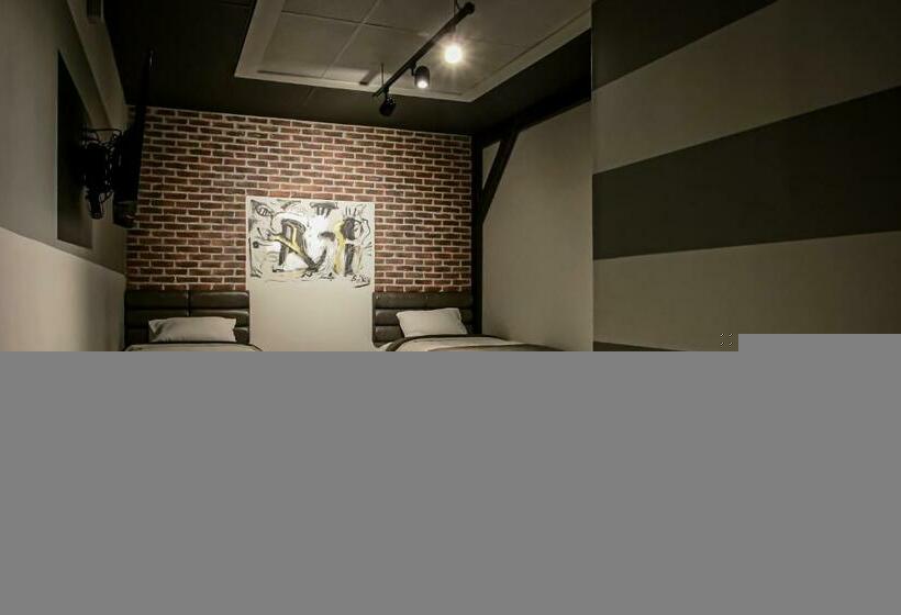 スタンダードルーム, La Suite Hébergements