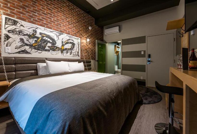 デラックスルーム, La Suite Hébergements