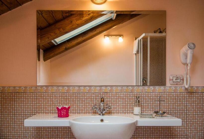 コンフォートシングルルーム, B&b Beata Solitudo