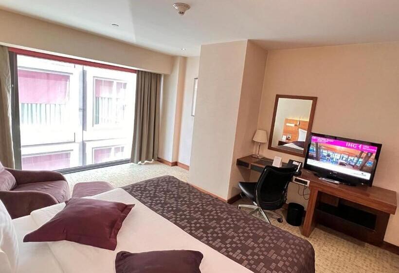 带大床的标准间, Crowne Plaza Istanbul Harbiye, An Ihg