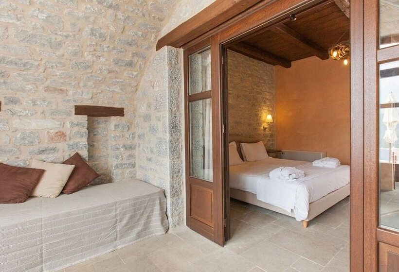 Полулюкс, Petra & Fos Boutique Hotel & Spa
