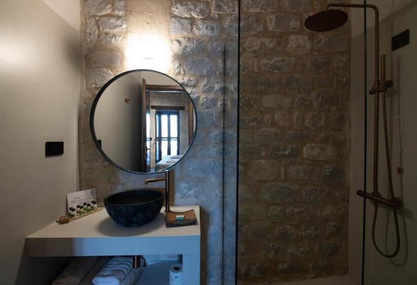 Номер Executive, Petra & Fos Boutique Hotel & Spa
