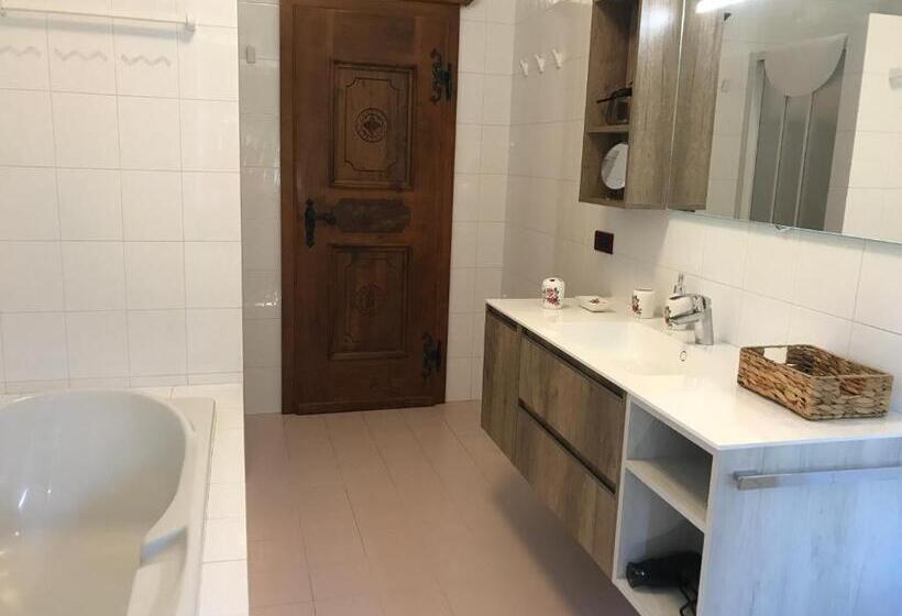 Номер Стандарт, Al Chiar Di Luna B&b Valtellina
