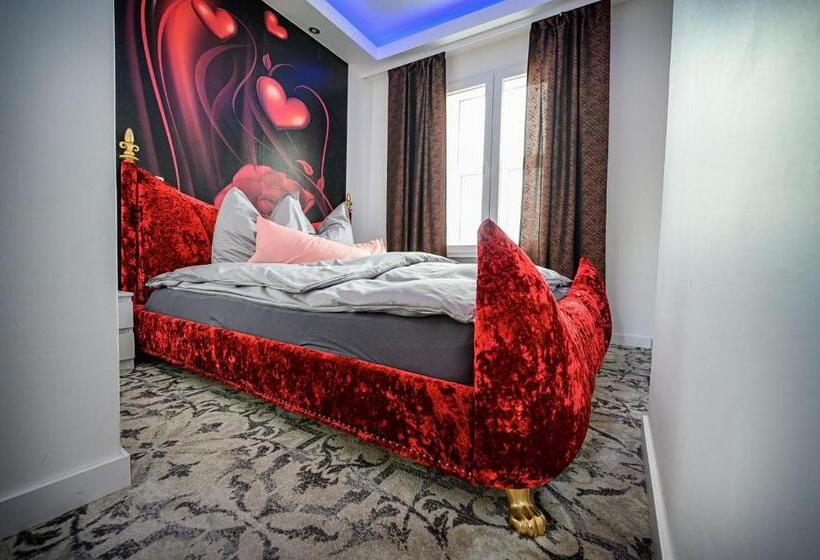 חדר סטנדרט, Little Suite