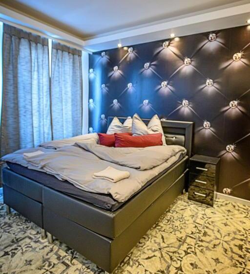חדר סטנדרט, Little Suite