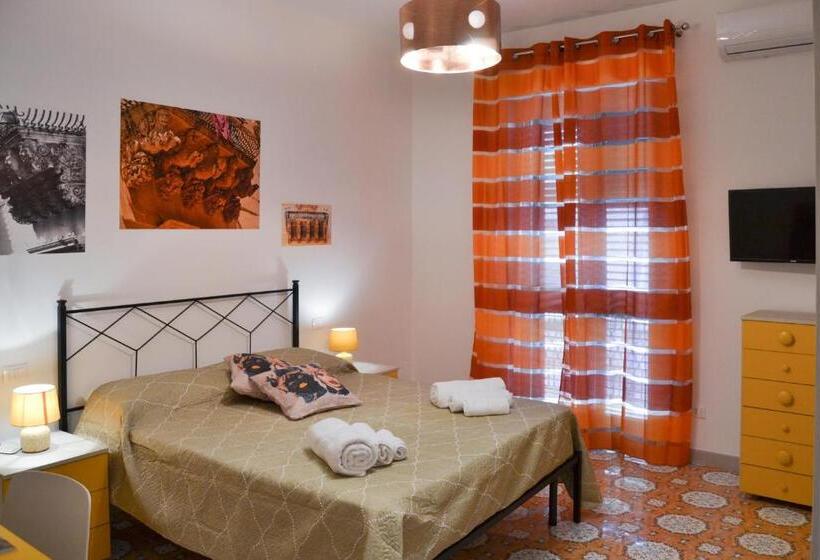 带1个卧室的带阳台的公寓, Quattroquarti Stradivari Home