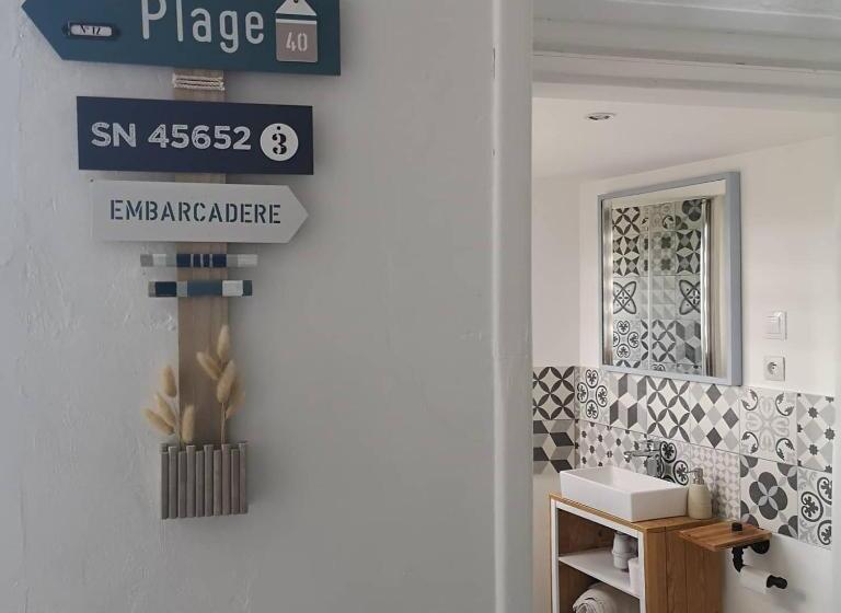 اتاق استاندارد, Une Affaire De Famille