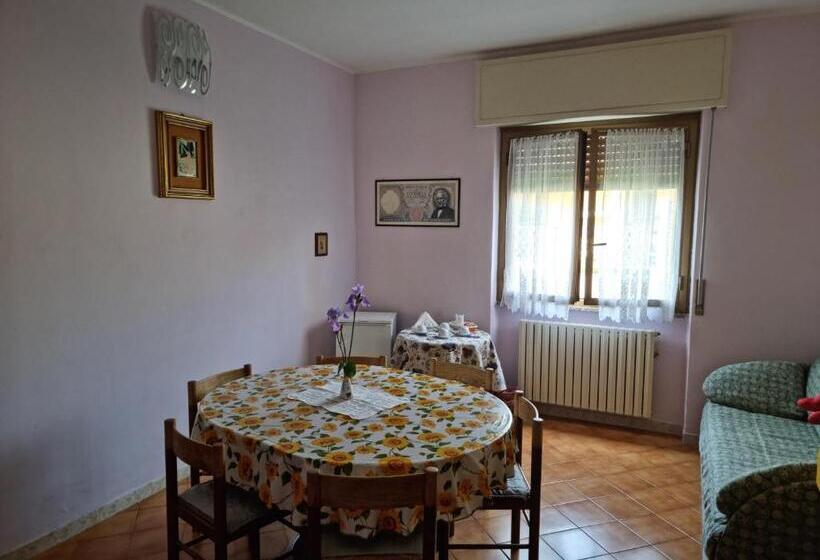 4인용 스탠다드 룸, B&b Villa Carolina