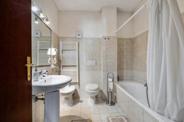 ３ベッドルームハウス, Villa Di Charme Con Piscina E Jacuzzi Tra Roma E Viterbo