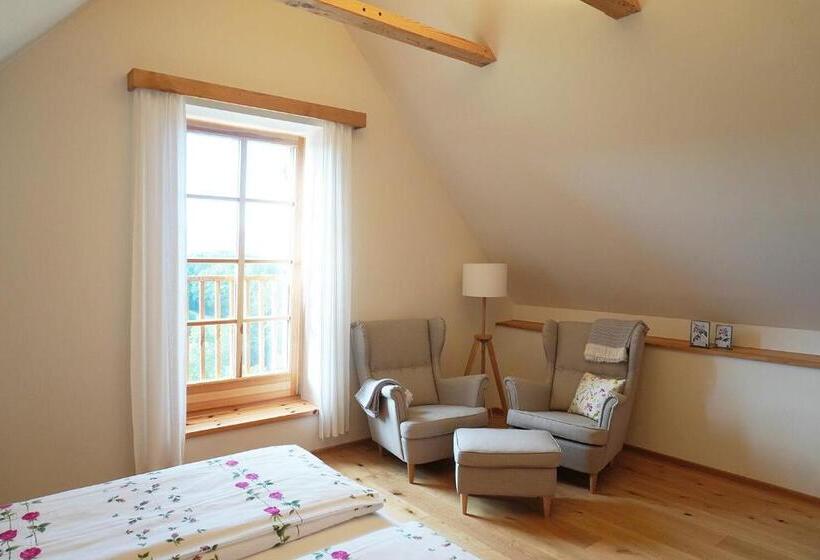 Номер Стандарт, Bauernhof Gschmeidler
