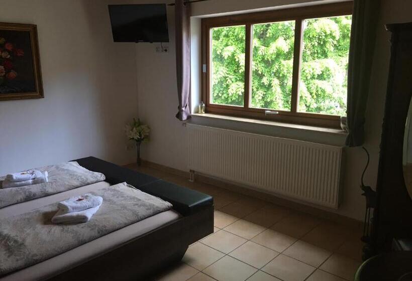 Номер Стандарт, Pension Hochheimer Schlösschen
