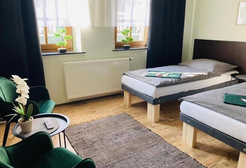 Номер Стандарт, Caffe Boulevard Penzion