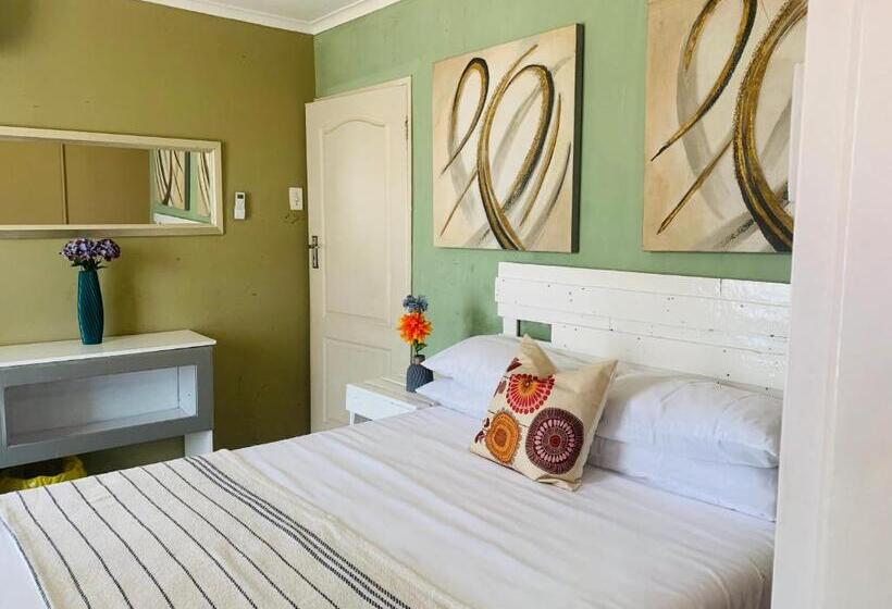 이코노미 룸, Survivor Guest House Giyani