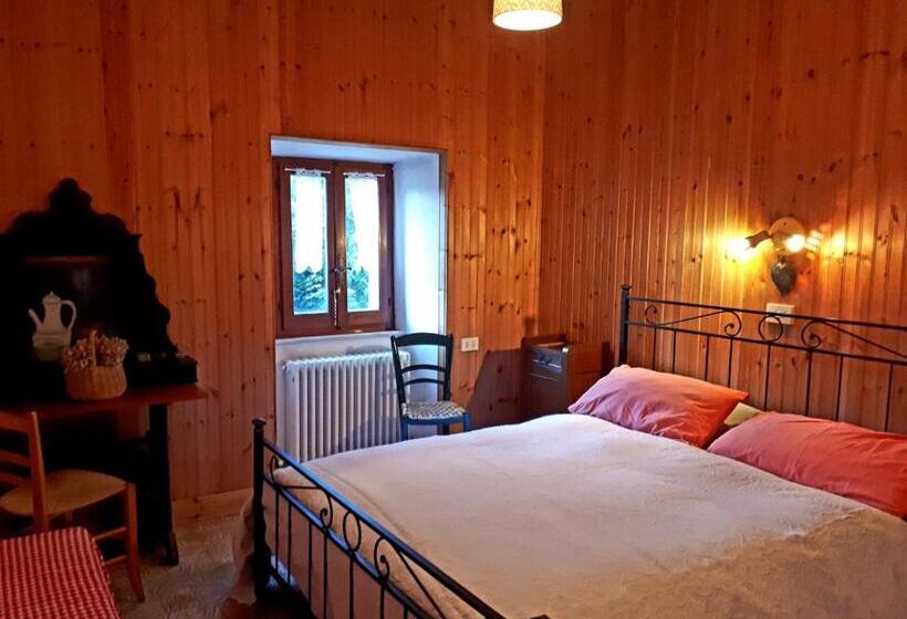 Standard room with outdoor bath, B&b La Scellana