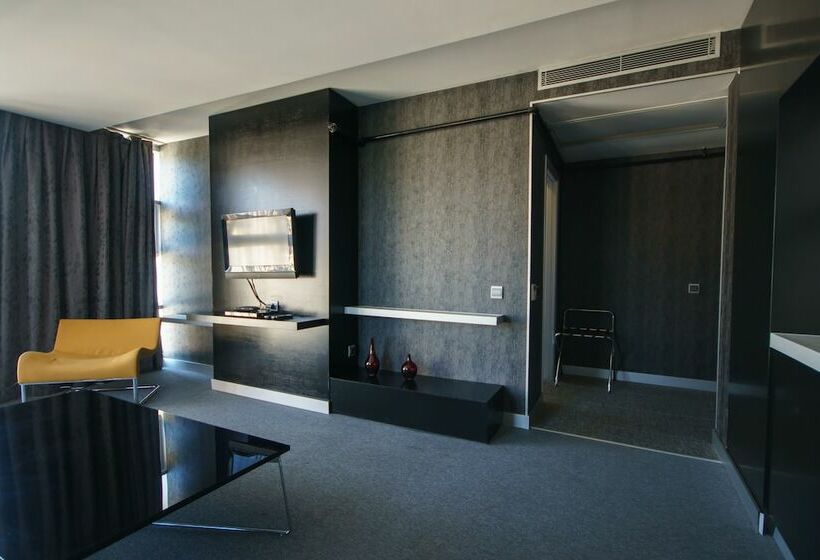 行政套房, Vernazza Suites