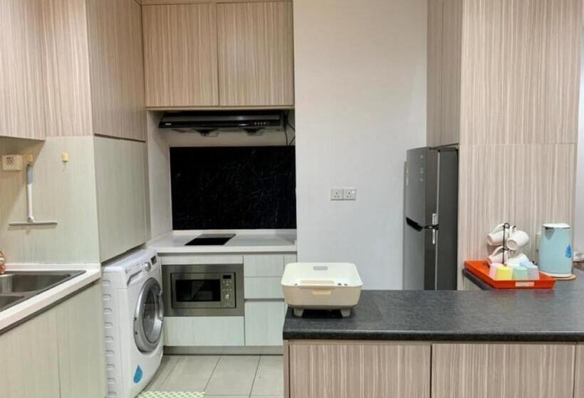 آپارتمان 1 خوابه با چشم‌انداز استخر, My Misto Homestay, Riverson Soho