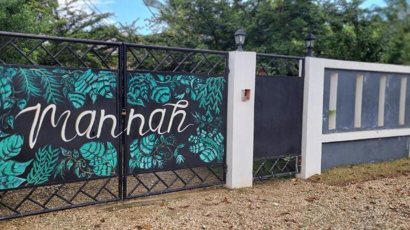 Номер Стандарт с Террасой, Mannah Garden Staycation Place