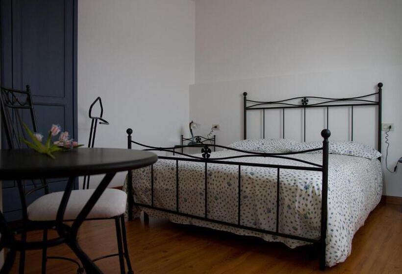 Номер Стандарт Вид на Сад, Agriturismo Ballaminut