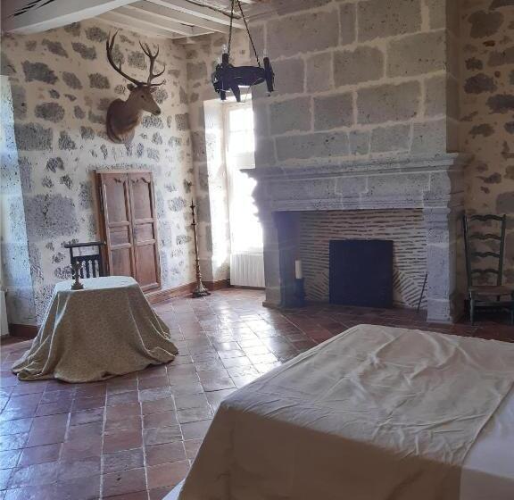 Люкс Вид на Сад, Château De Cauderoue
