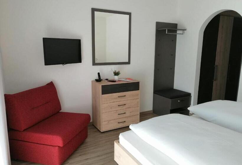 Номер Стандарт с Балконом, Pension Georgenhof