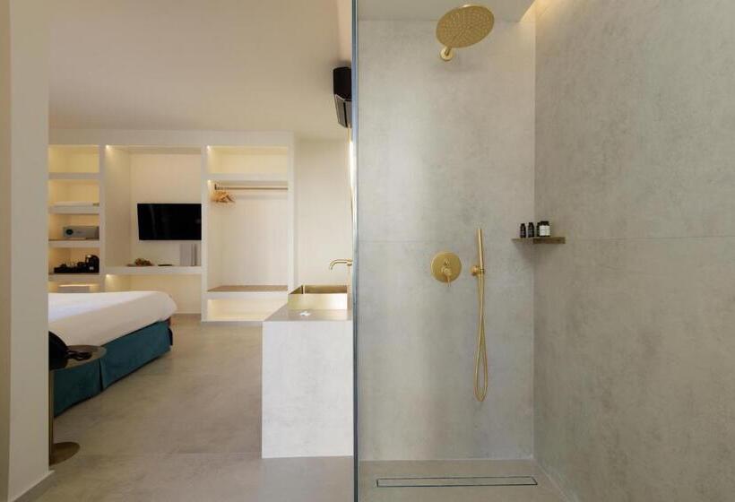 Люкс Премиум, Alley Boutique Hotel And Spa