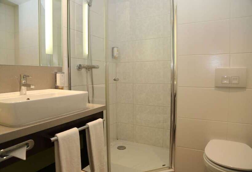 Номер Комфорт, Ambassador Hotel Kaluga