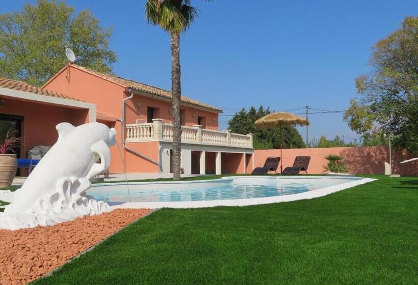 ویلای 1 خوابه با چشم‌انداز باغ, Maison 4 étoiles Et Studio 3 étoiles Indépendants Avec Piscine