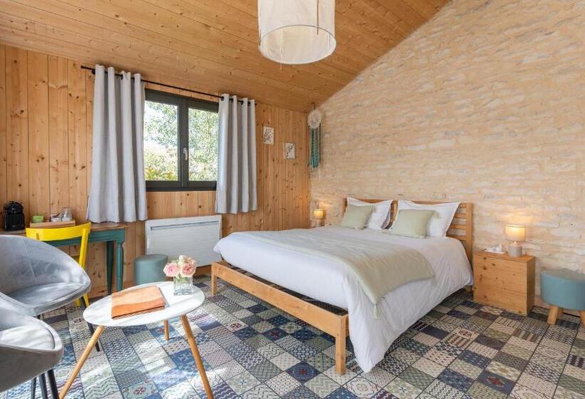اتاق استاندارد با تراس, Au Logis De Bellefois   Chambres D Hôtes