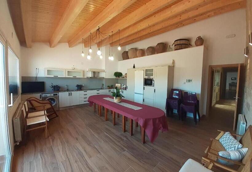 Семейный Номер Deluxe, Casa La Foradada