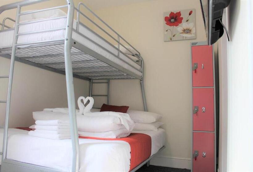Семейный Номер, Backpackers Blackpool Hotel & Suites