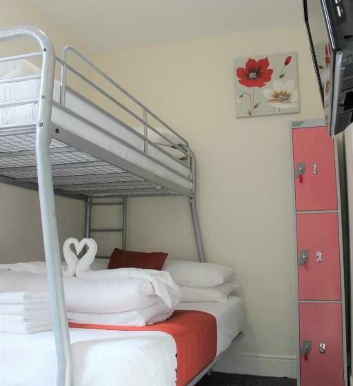 Семейный Номер, Backpackers Blackpool Hotel & Suites