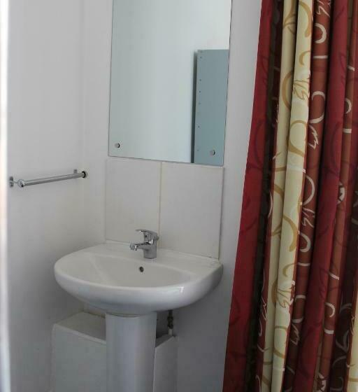 Номер Стандарт Совместная Ванная, Backpackers Blackpool Hotel & Suites