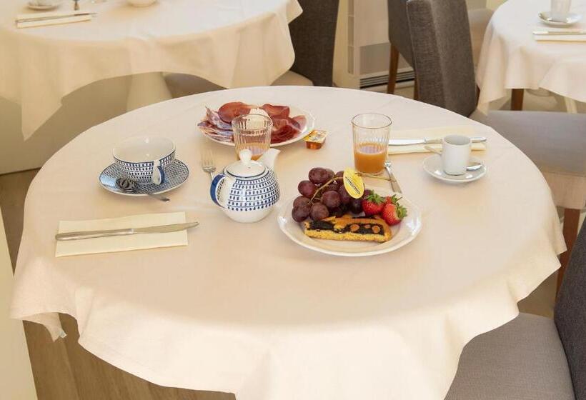 Полулюкс, Podere Abbazia B&b