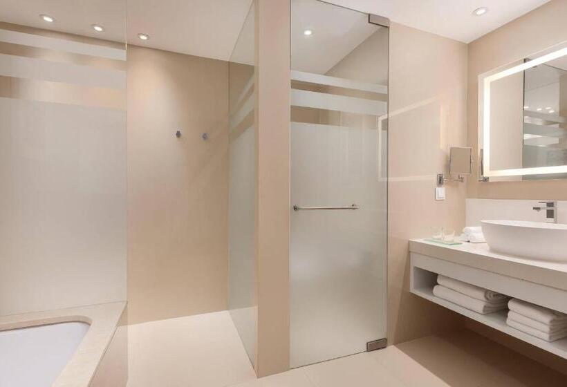 Deluxe Kamer met Uitzicht op Zee, Pine Cliffs Hotel, A Luxury Collection Resort