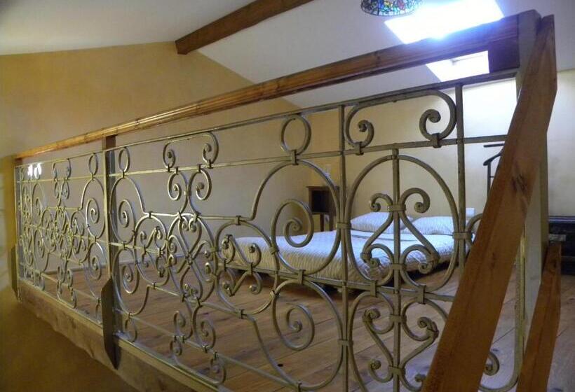 Люкс Повышенной Комфортности, Xvi Century Mansion