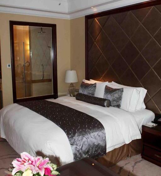 Номер Deluxe, Liaoning International
